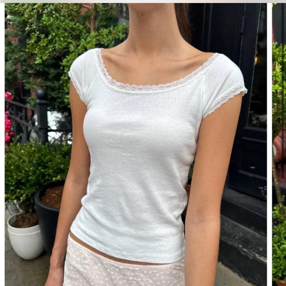 Brandy Melville White Lace Trim Top